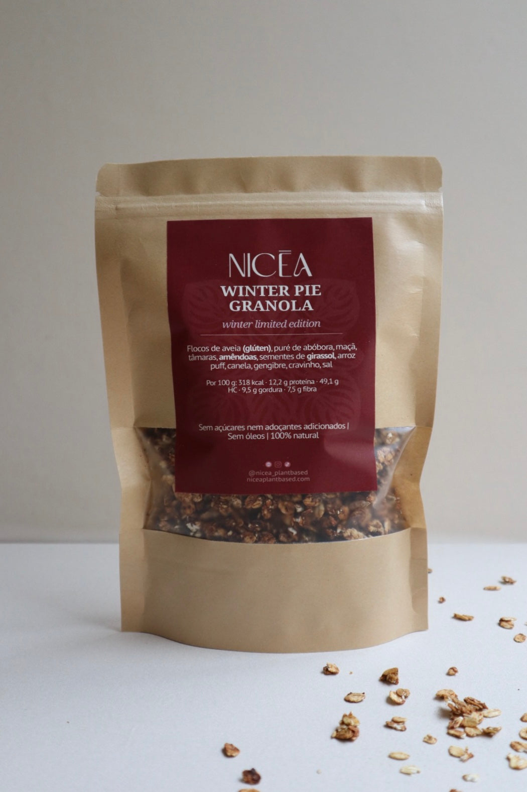 Winter pie granola